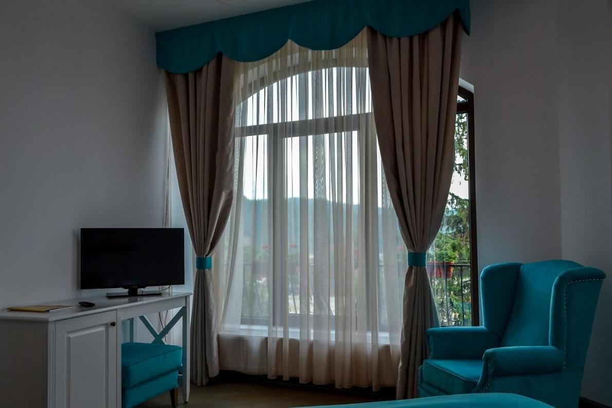 Hotel Coquette Maneciu ภายนอก รูปภาพ